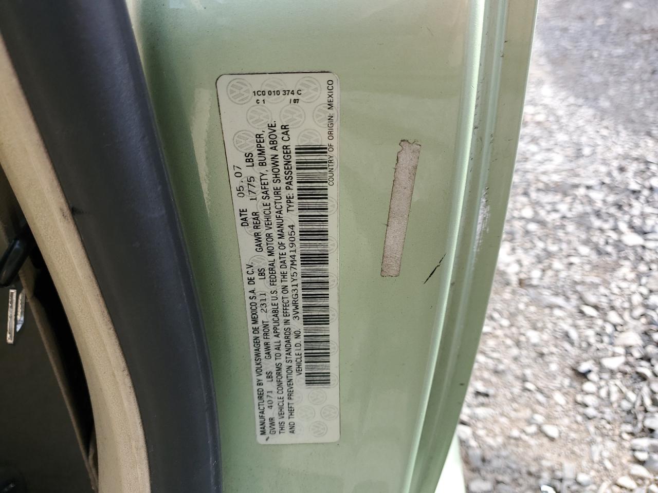 2007 Volkswagen New Beetle Convertible Option Package 1 VIN: 3VWRG31Y57M419054 Lot: 91795835