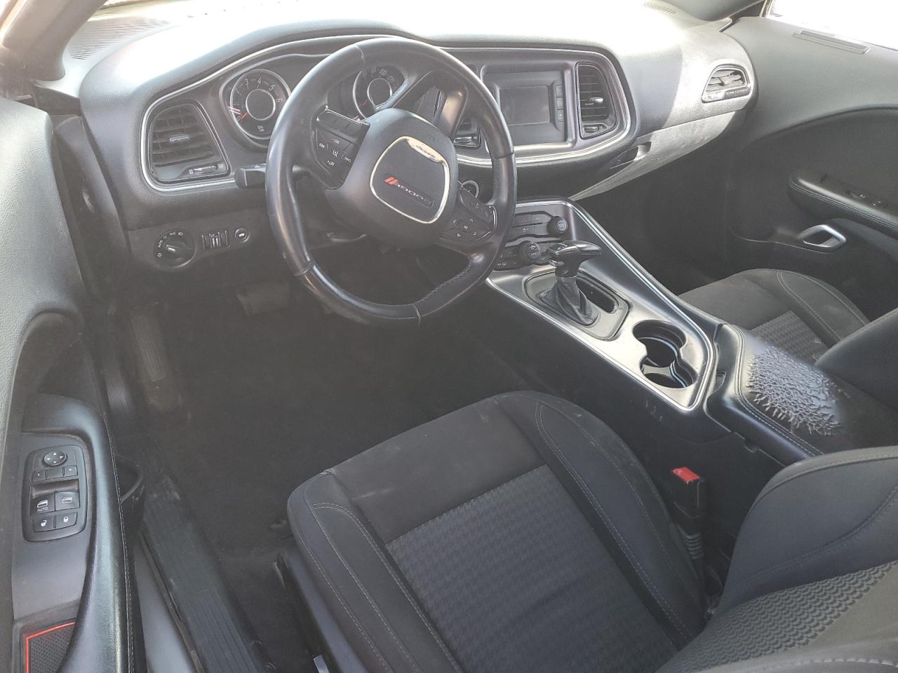 2015 Dodge Challenger Sxt VIN: 2C3CDZAG5FH789210 Lot: 92934925