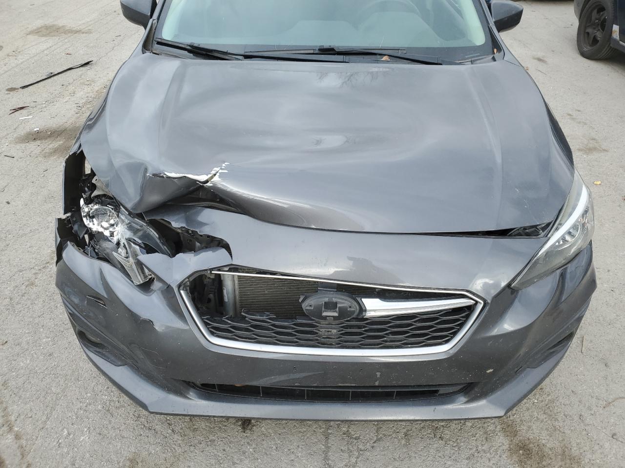 2018 Subaru Impreza Premium Plus VIN: 4S3GTAD67J3711883 Lot: 92833175