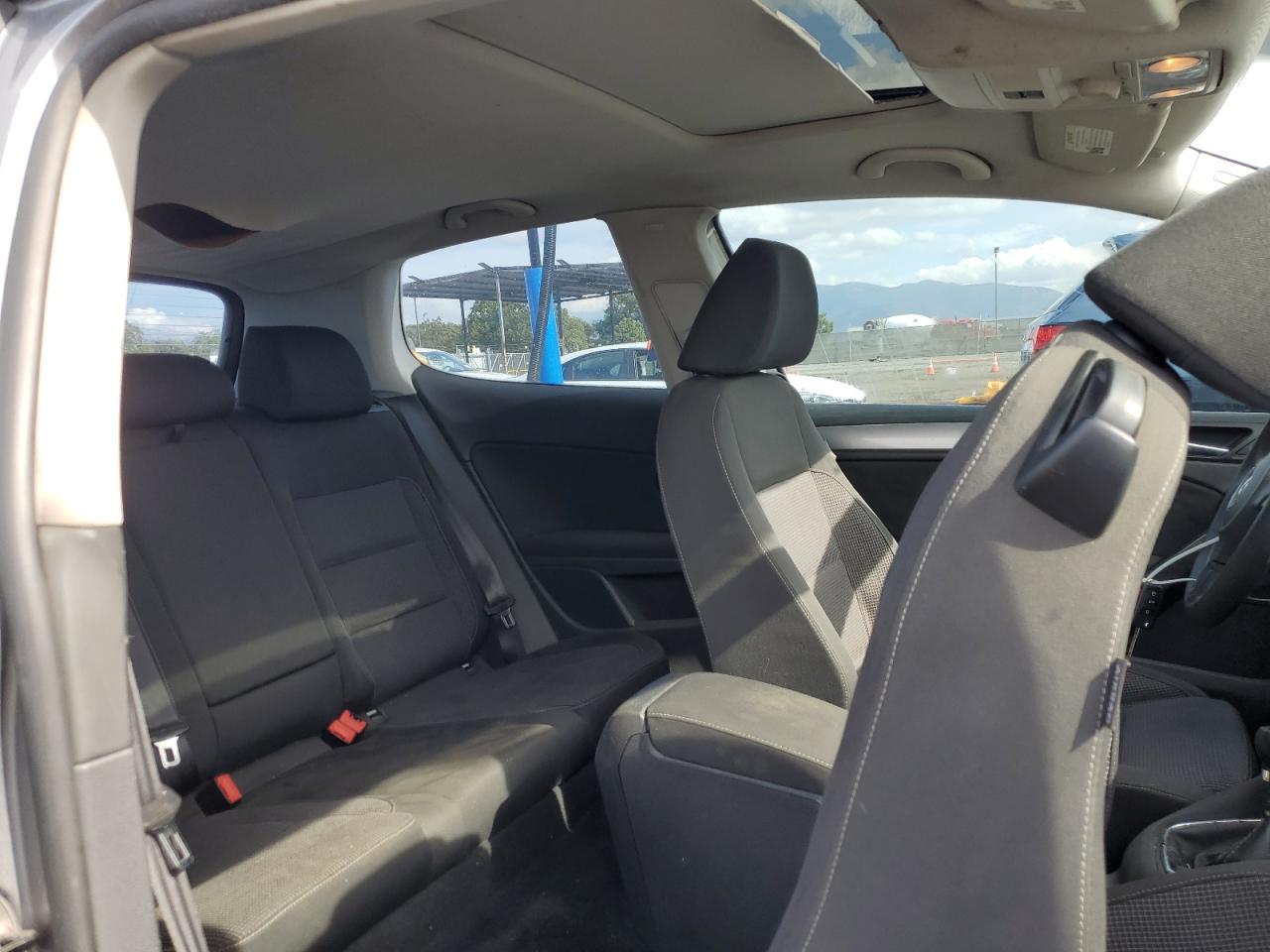 2012 Volkswagen Golf VIN: WVWAB7AJ8CW332512 Lot: 93113275