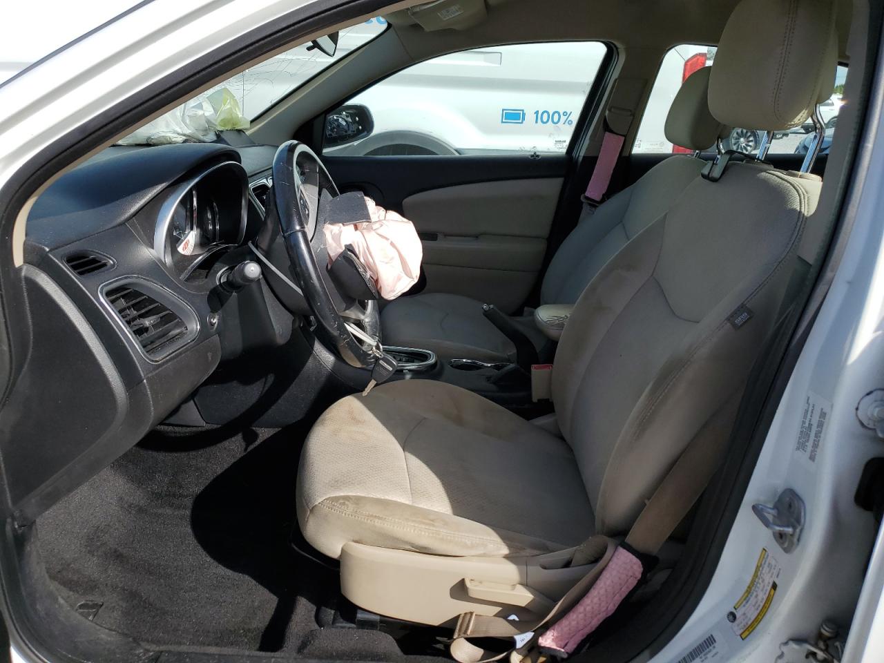 2011 Chrysler 200 Touring VIN: 1C3BC1FGXBN555770 Lot: 92248905