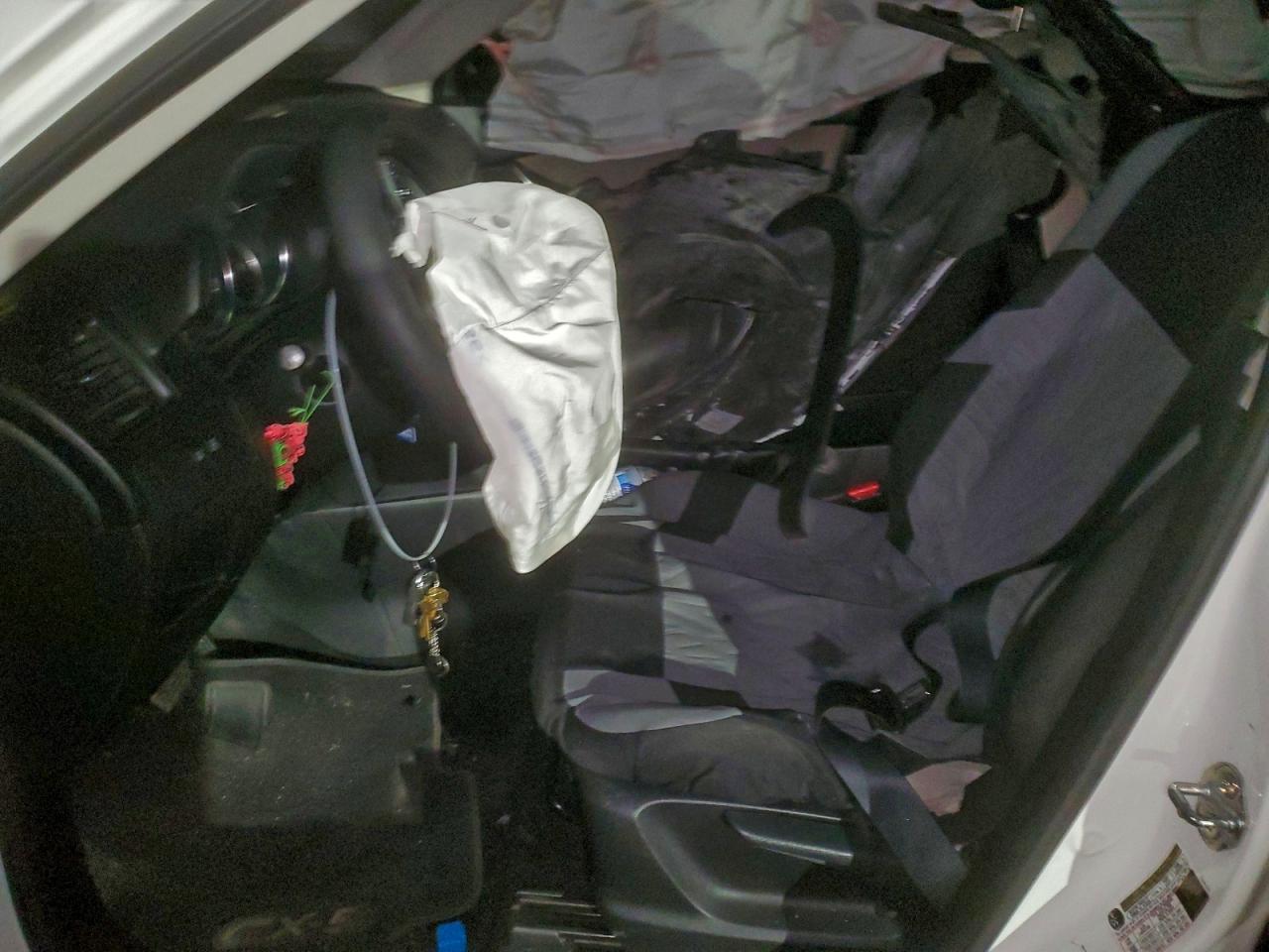 2014 Mazda Cx-5 Sport VIN: 377711 Lot: 92763685