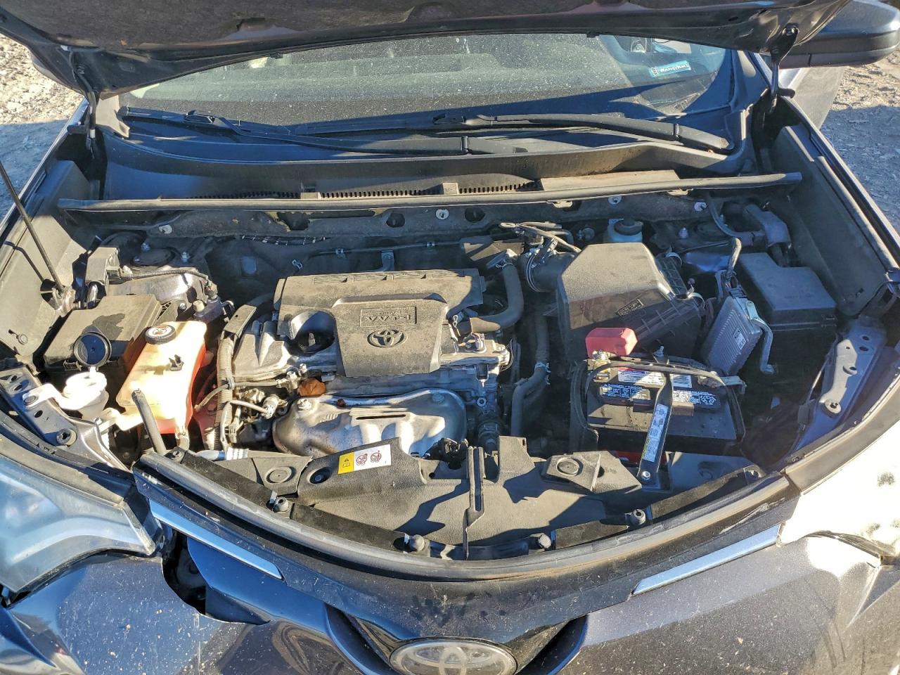 2017 Toyota Rav4 Le VIN: JTMBFREV8HJ146815 Lot: 94658315