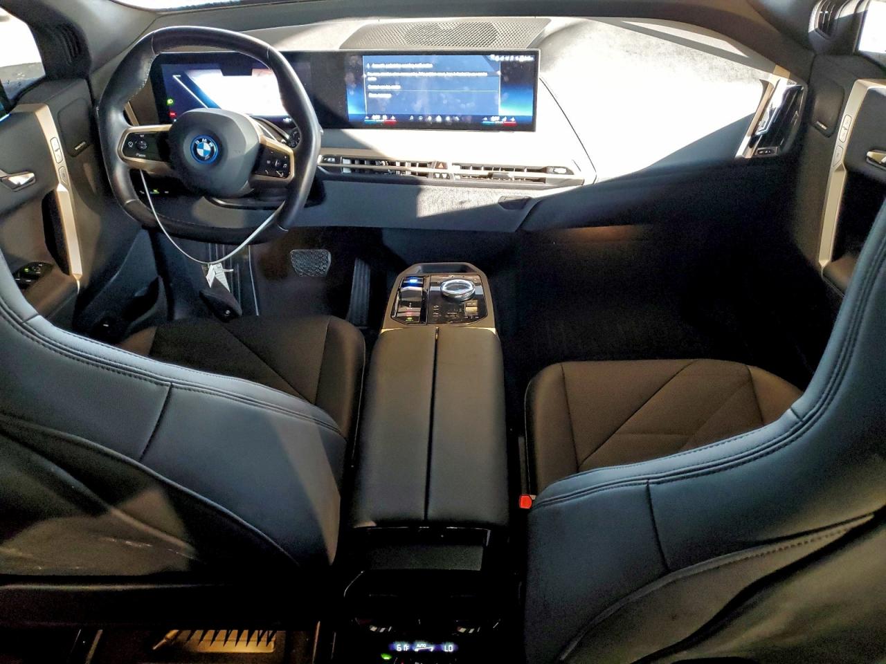 2024 BMW Ix xDrive50 VIN: WB523CF02RCR19806 Lot: 94180335