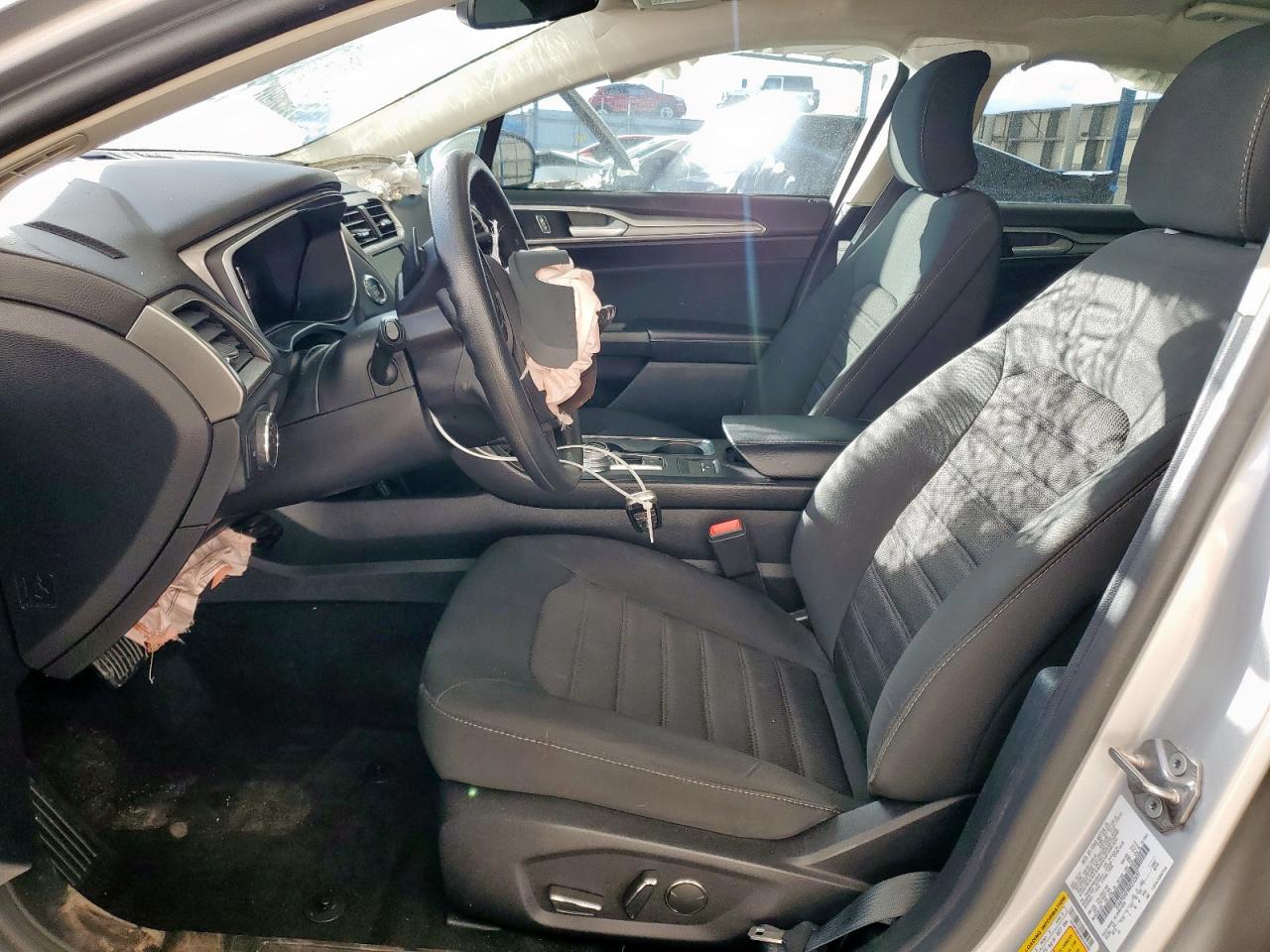 2019 Ford Fusion Se VIN: 3FA6P0HD9KR232697 Lot: 93637175