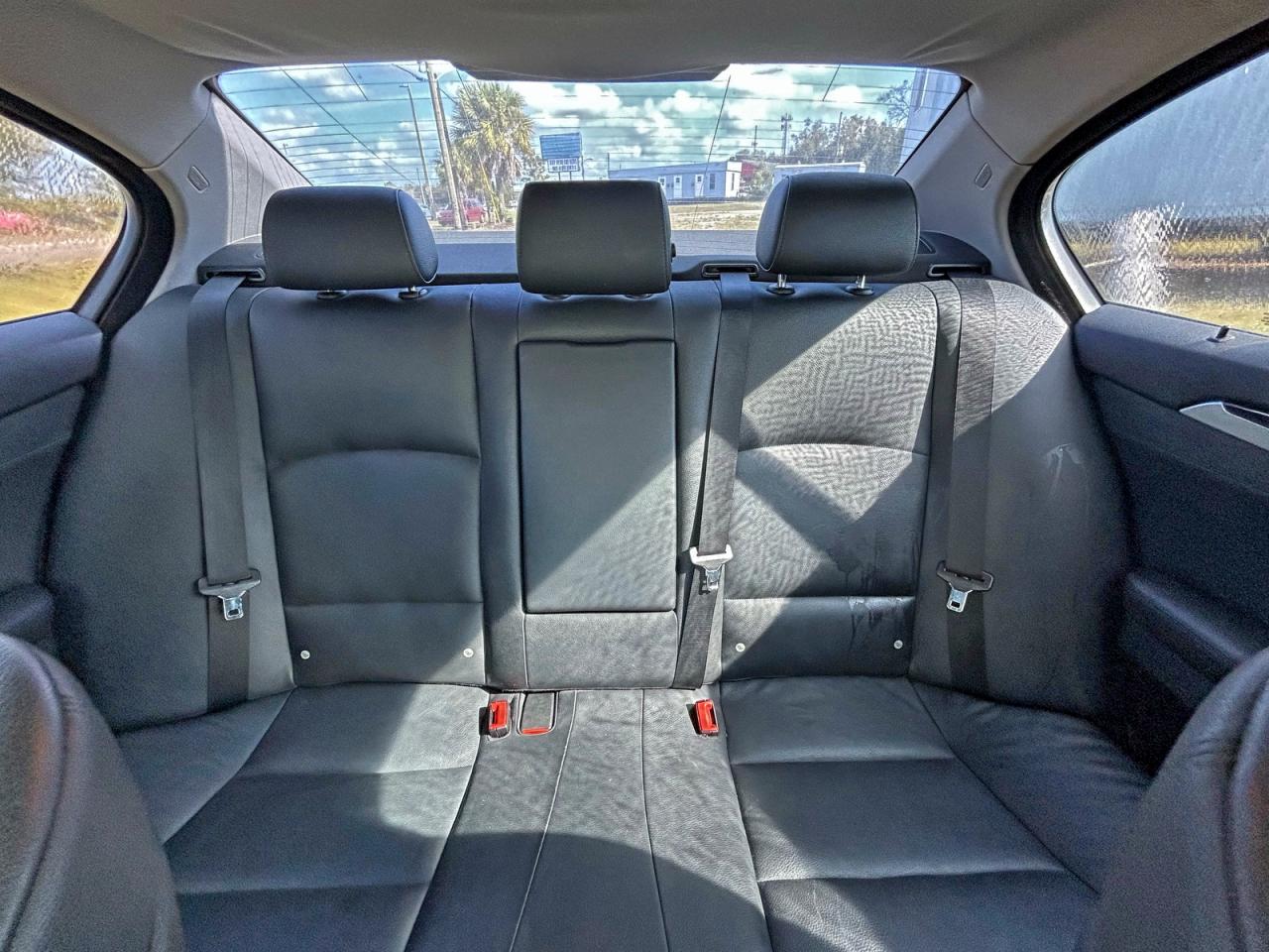 2011 BMW 535 Xi VIN: WBAFU7C5XBC780148 Lot: 94737665