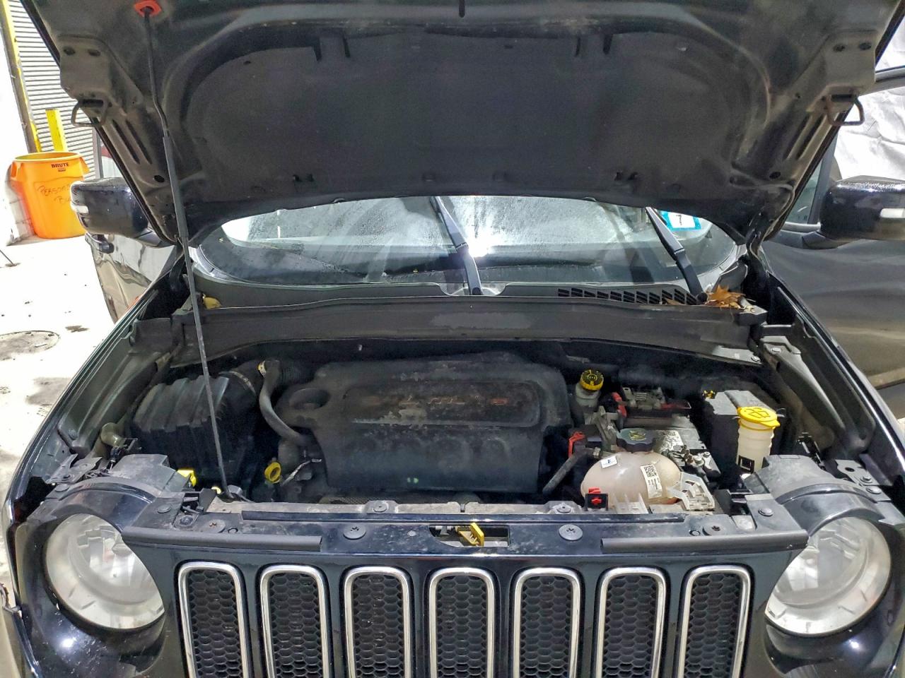 2015 Jeep Renegade Limited VIN: ZACCJBDT0FPB63023 Lot: 94345465