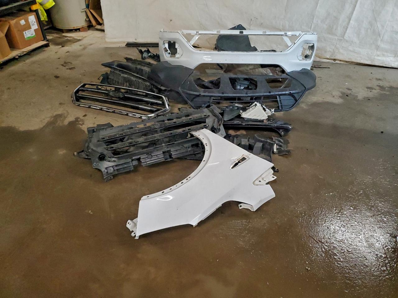 2017 Ford Escape Se VIN: 1FMCU9GD8HUA77214 Lot: 93620905