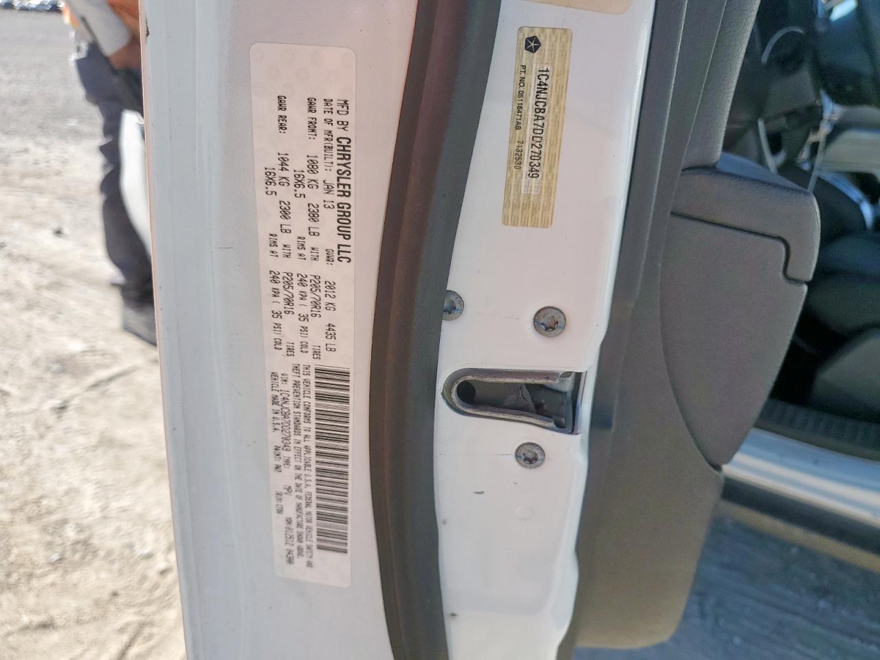 2013 Jeep Compass Sport VIN: 1C4NJCBA7DD270349 Lot: 91228675