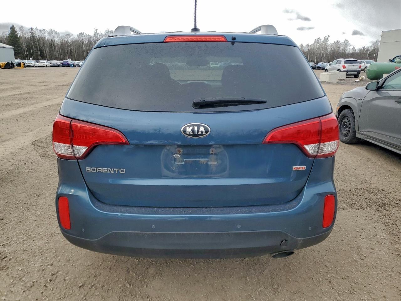 2015 Kia Sorento Lx VIN: 5XYKT3A64FG563561 Lot: 94511775