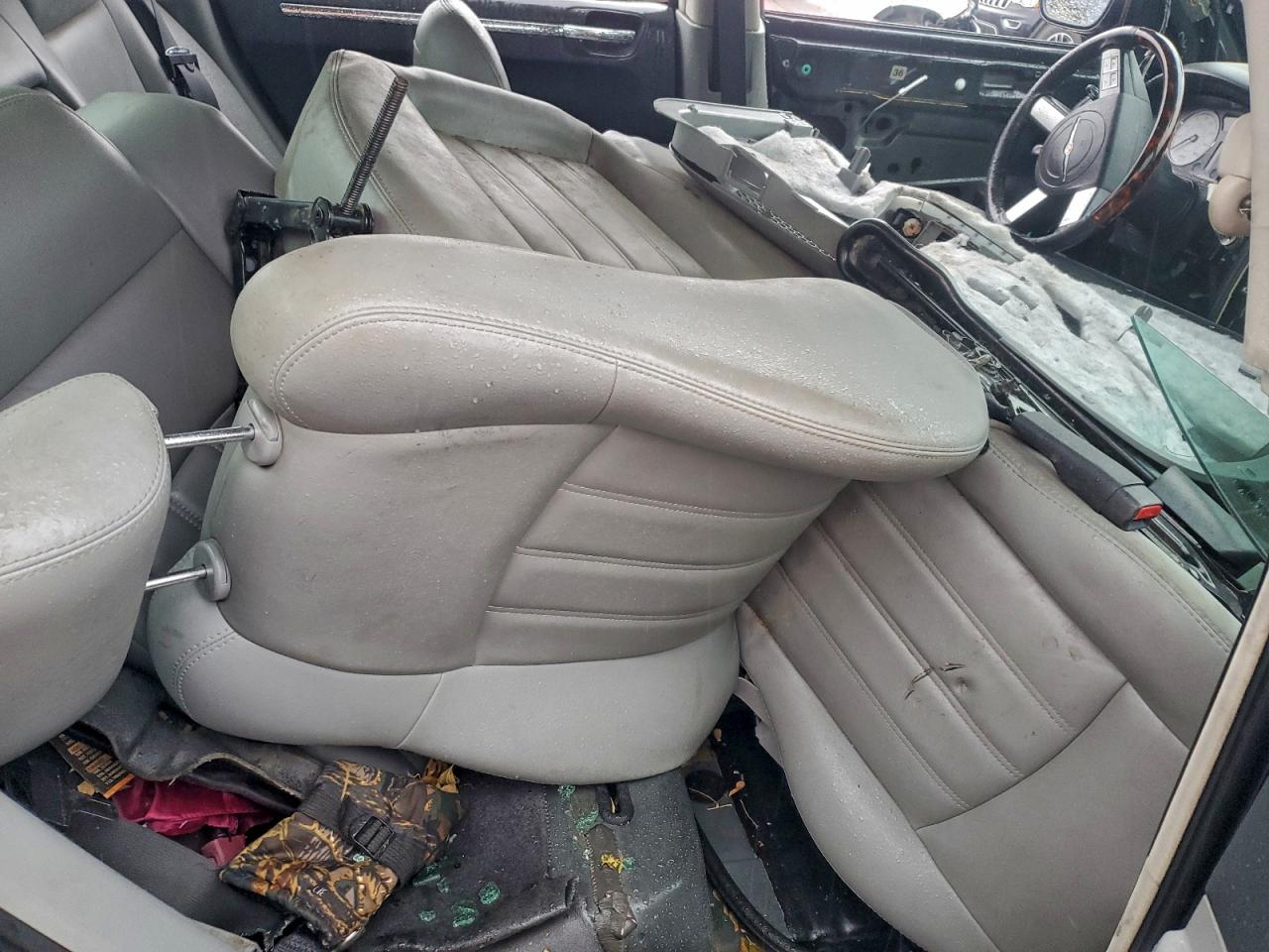 2006 Chrysler 300C VIN: 2C3KA63H76H527116 Lot: 93641995