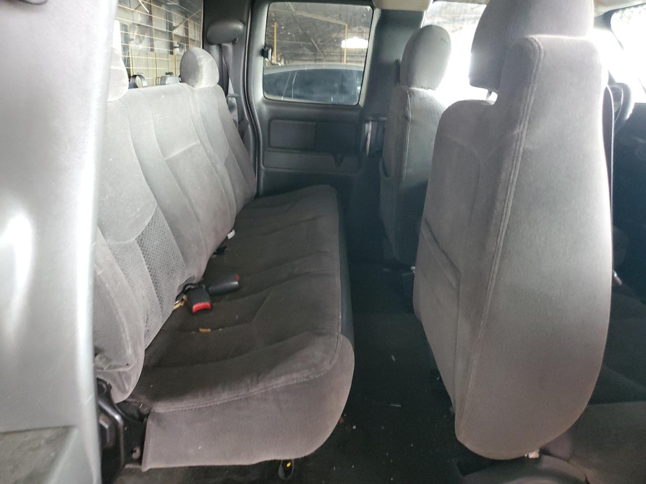 2006 Chevrolet Silverado C1500 VIN: 2GCEC19Z261276956 Lot: 93315195