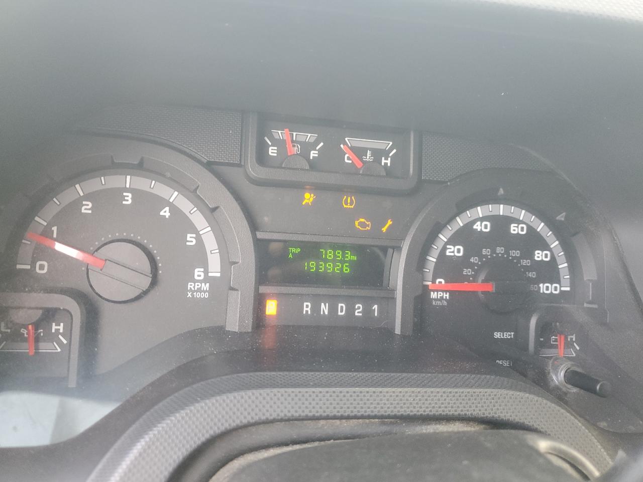 2011 Ford Econoline E250 Van VIN: 1FTNE2EWXBDA10708 Lot: 92175935