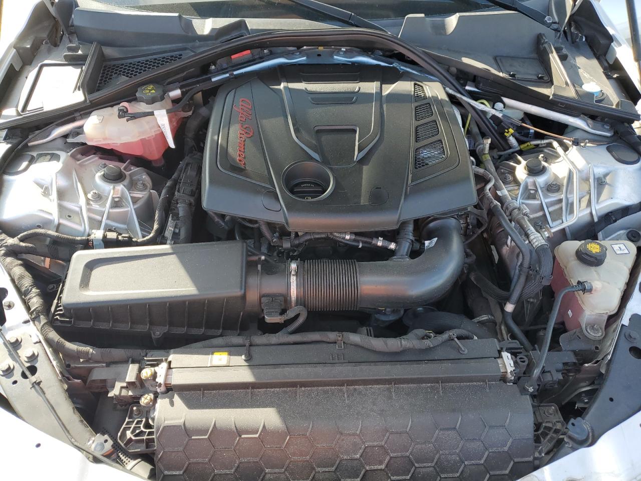 2018 Alfa Romeo Giulia Q4 VIN: ZARFAEDN0J7570346 Lot: 94033765