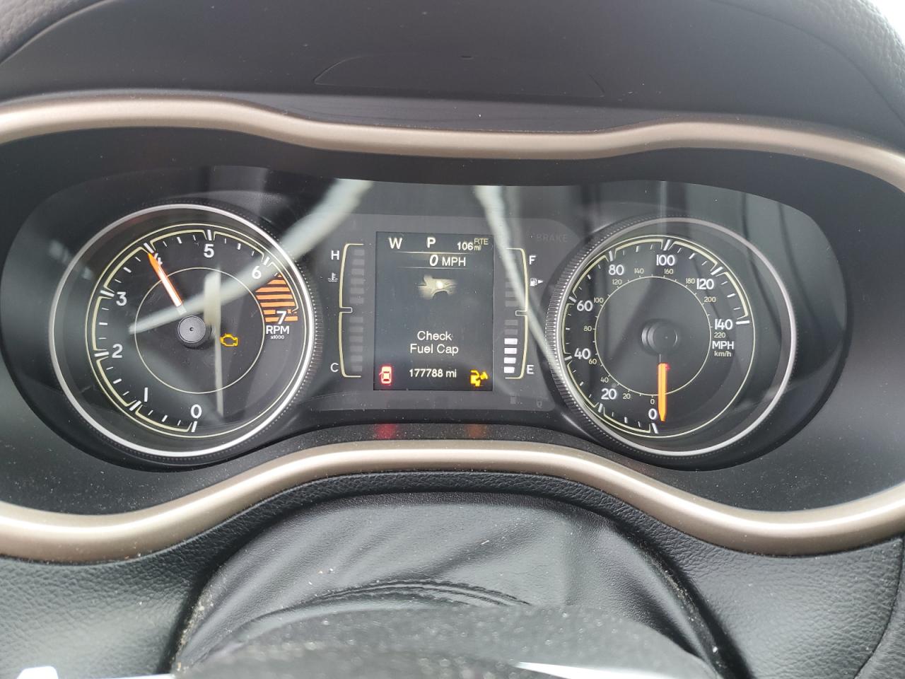 2017 Jeep Cherokee Latitude VIN: 1C4PJMCB8HW598959 Lot: 93767585