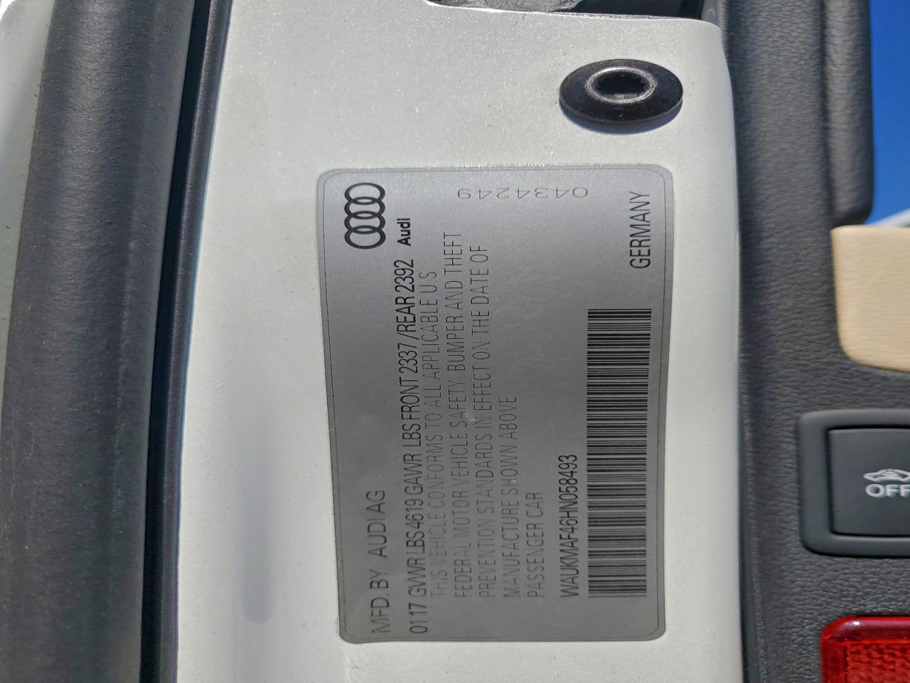 2017 Audi A4 Ultra Premium VIN: WAUKMAF46HN058493 Lot: 91249835