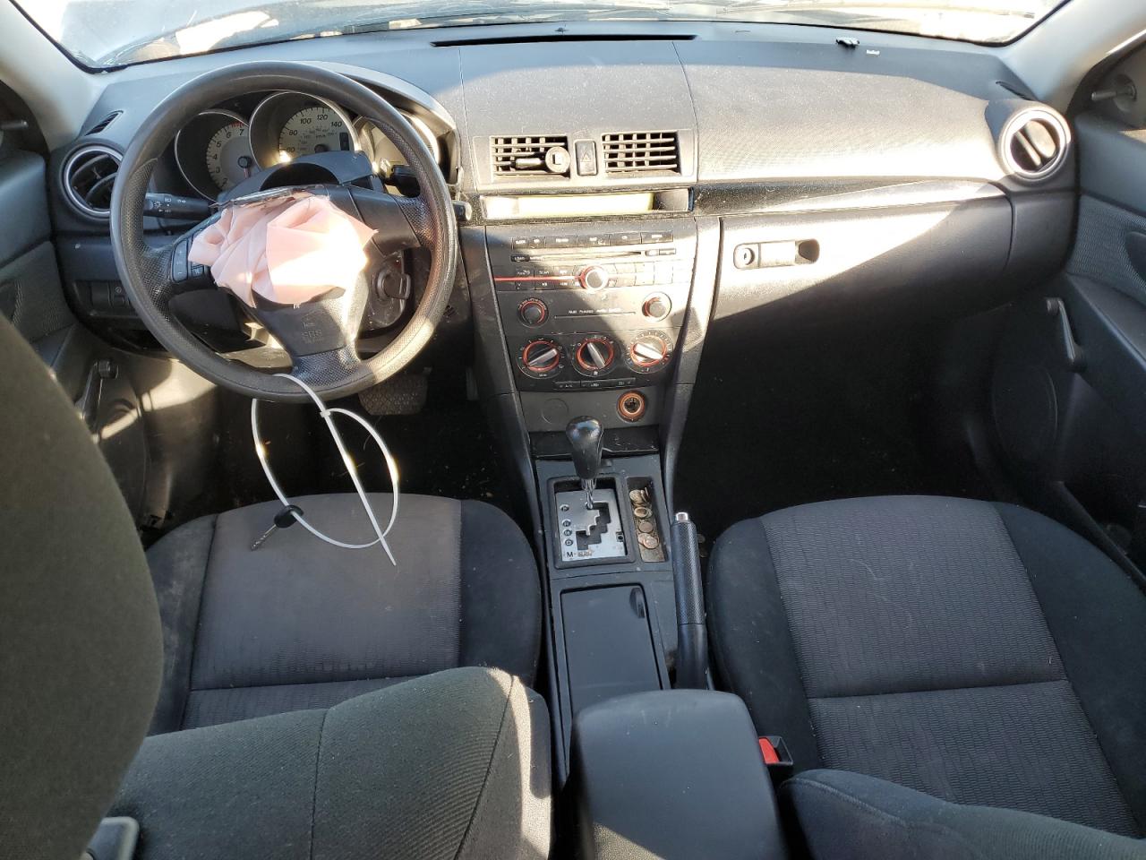 2008 Mazda 3 I VIN: JM1BK12F081100616 Lot: 92226025