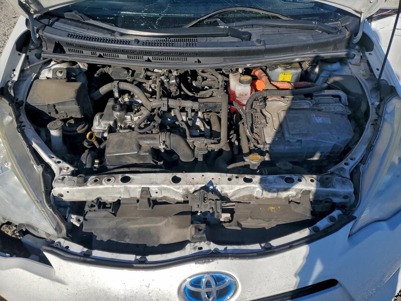 2012 Toyota Prius C VIN: JTDKDTB33C1006945 Lot: 94611035