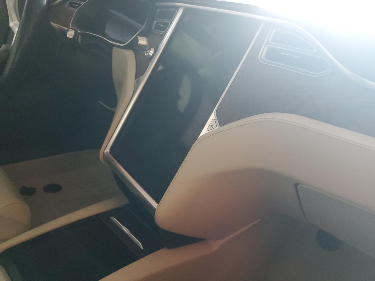 2018 Tesla Model S VIN: 5YJSA1E49JF249679 Lot: 93096965