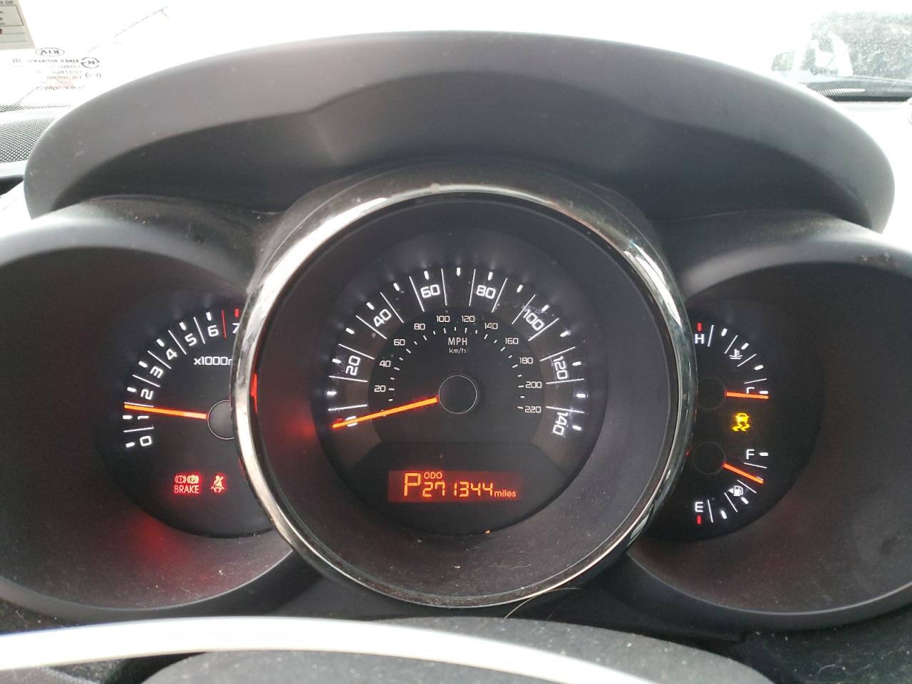 2011 Kia Soul + VIN: KNDJT2A24B7196784 Lot: 93001165