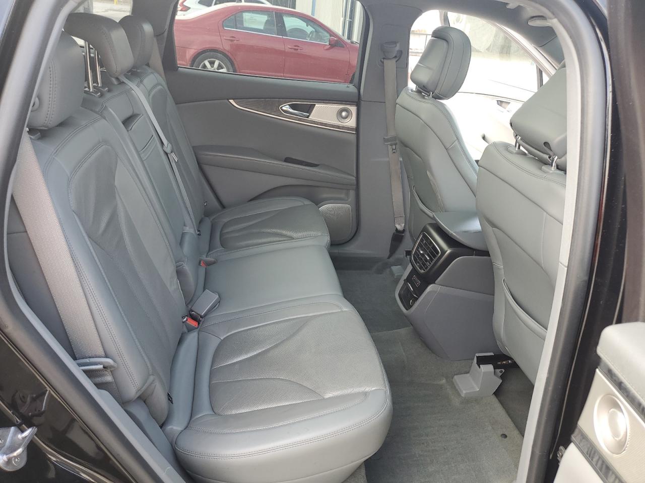 2020 Lincoln Nautilus Reserve VIN: 2LMPJ8K9XLBL04963 Lot: 93108485