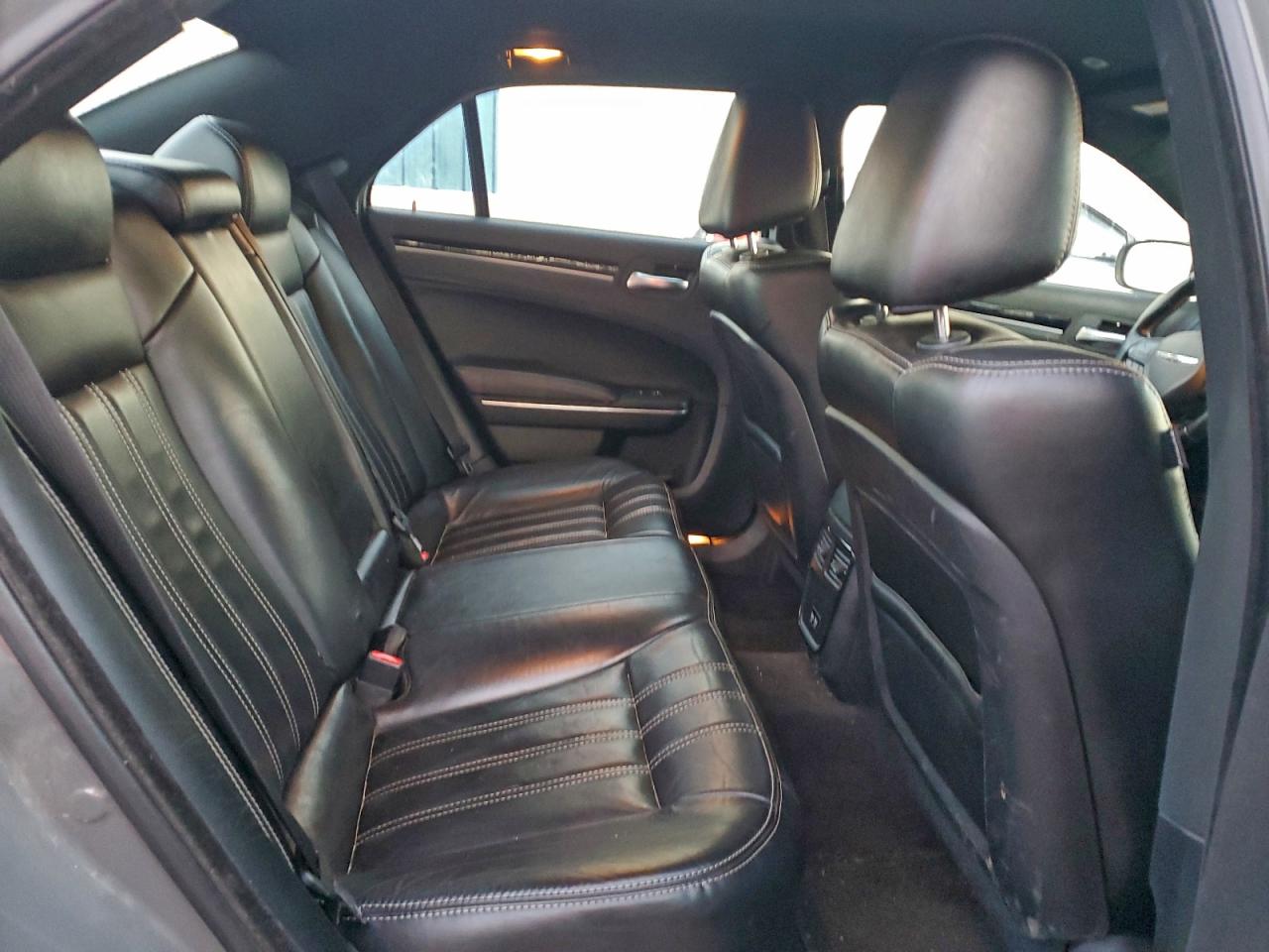 2018 Chrysler 300 S VIN: 2C3CCABG9JH301792 Lot: 94081215