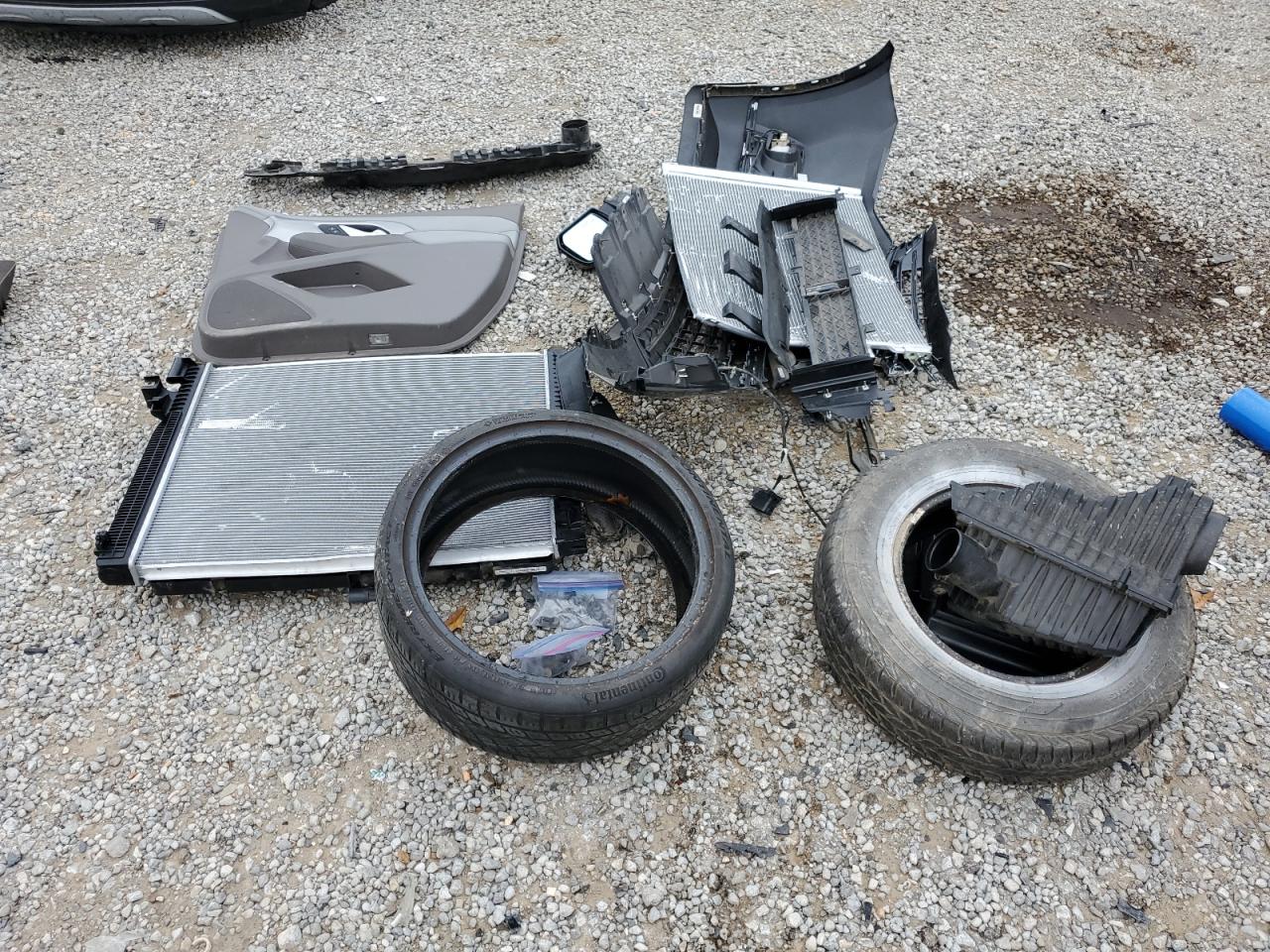 2019 Chevrolet Traverse Lt VIN: 1GNERGKWXKJ200121 Lot: 93760355