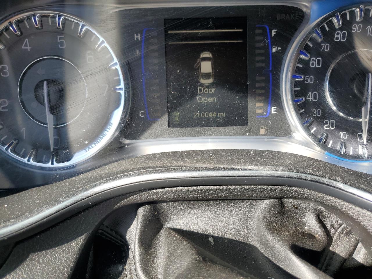 2015 Chrysler 200 Limited VIN: 1C3CCCAB7FN593457 Lot: 91785405