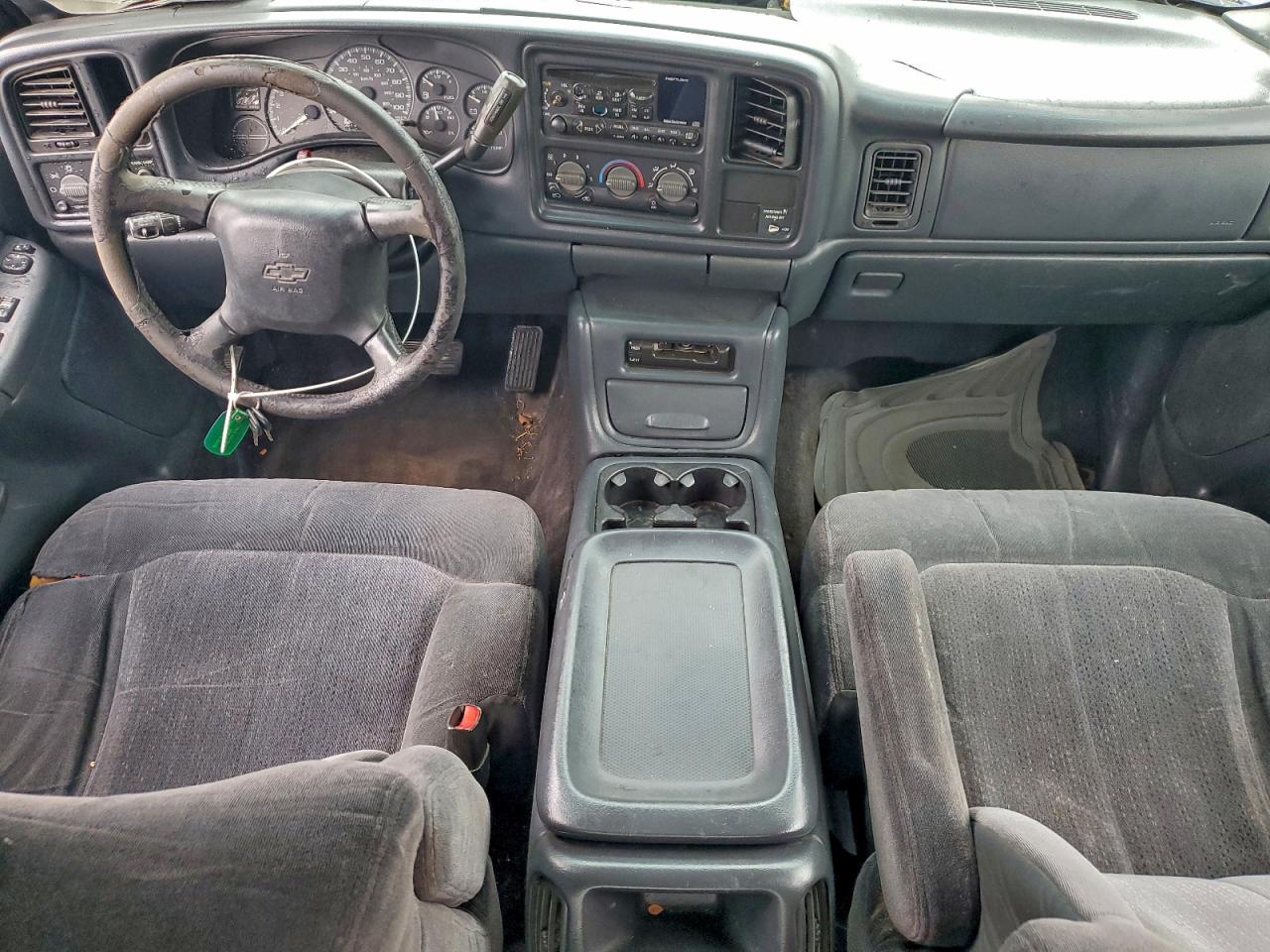 2000 Chevrolet Silverado C1500 VIN: 2GCEC19T5Y1245215 Lot: 93918755