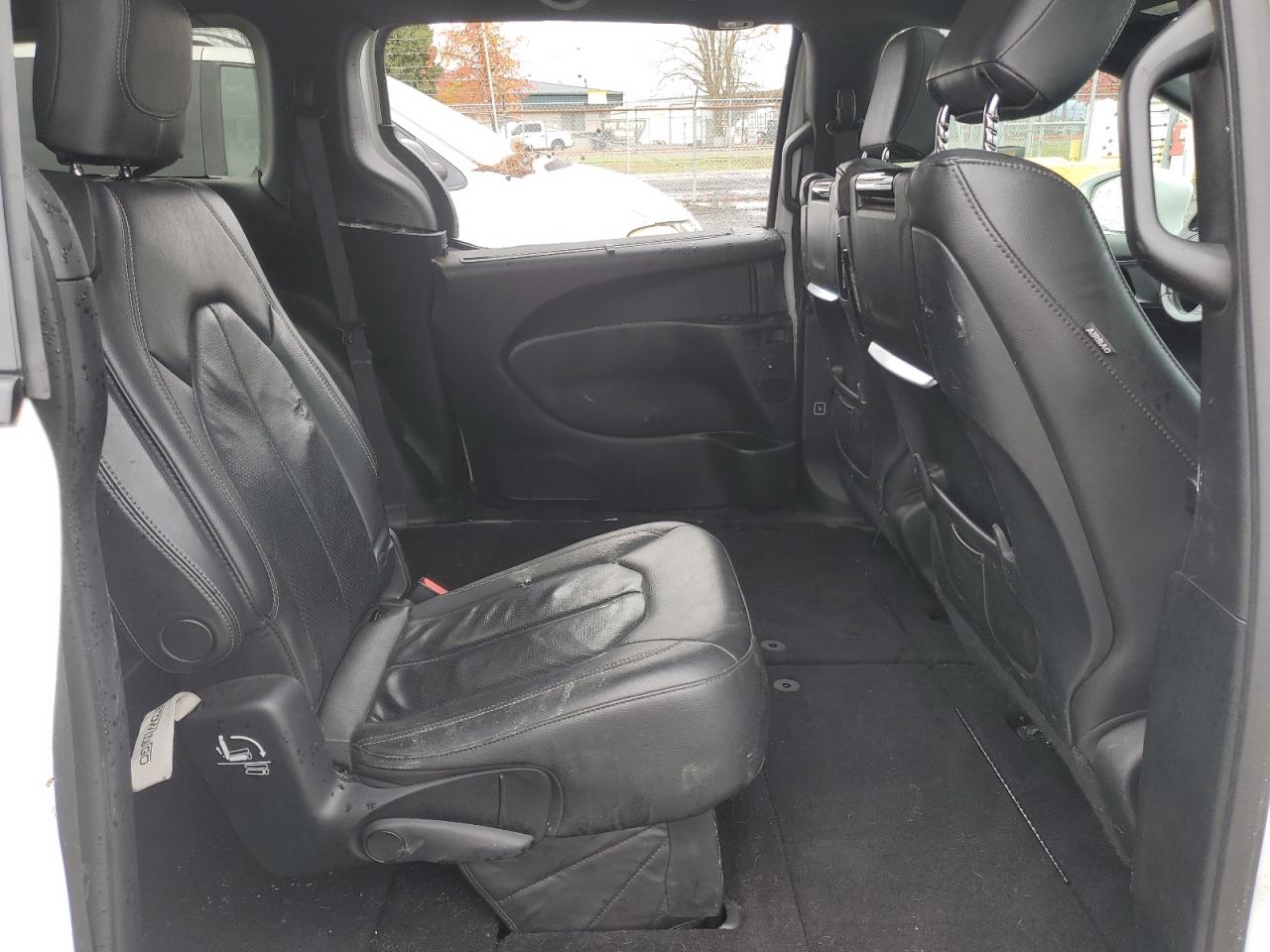 2018 Chrysler Pacifica Touring L Plus VIN: 2C4RC1EG5JR307651 Lot: 92678125