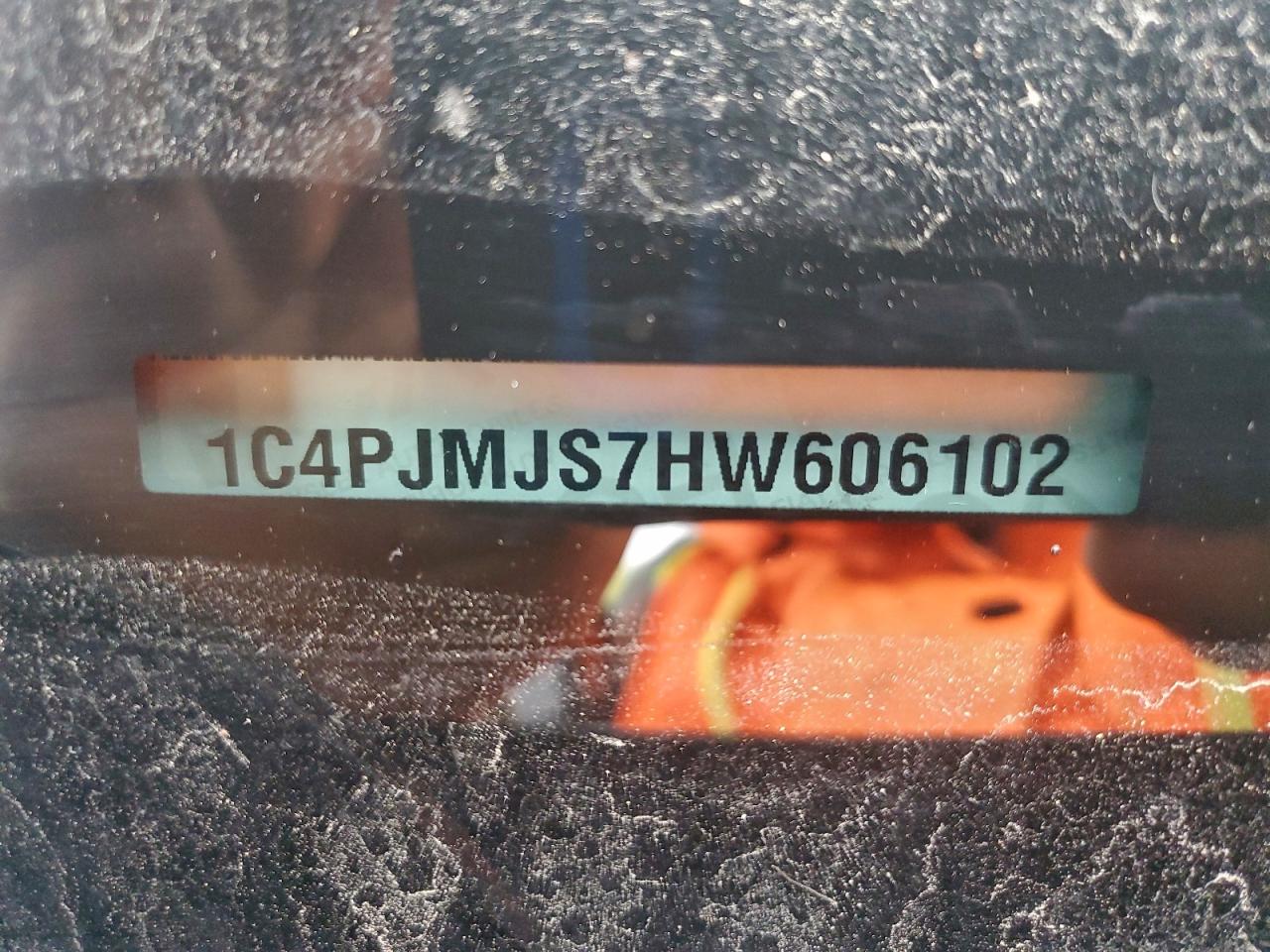 2017 Jeep Cherokee Overland VIN: 1C4PJMJS7HW606102 Lot: 92749105