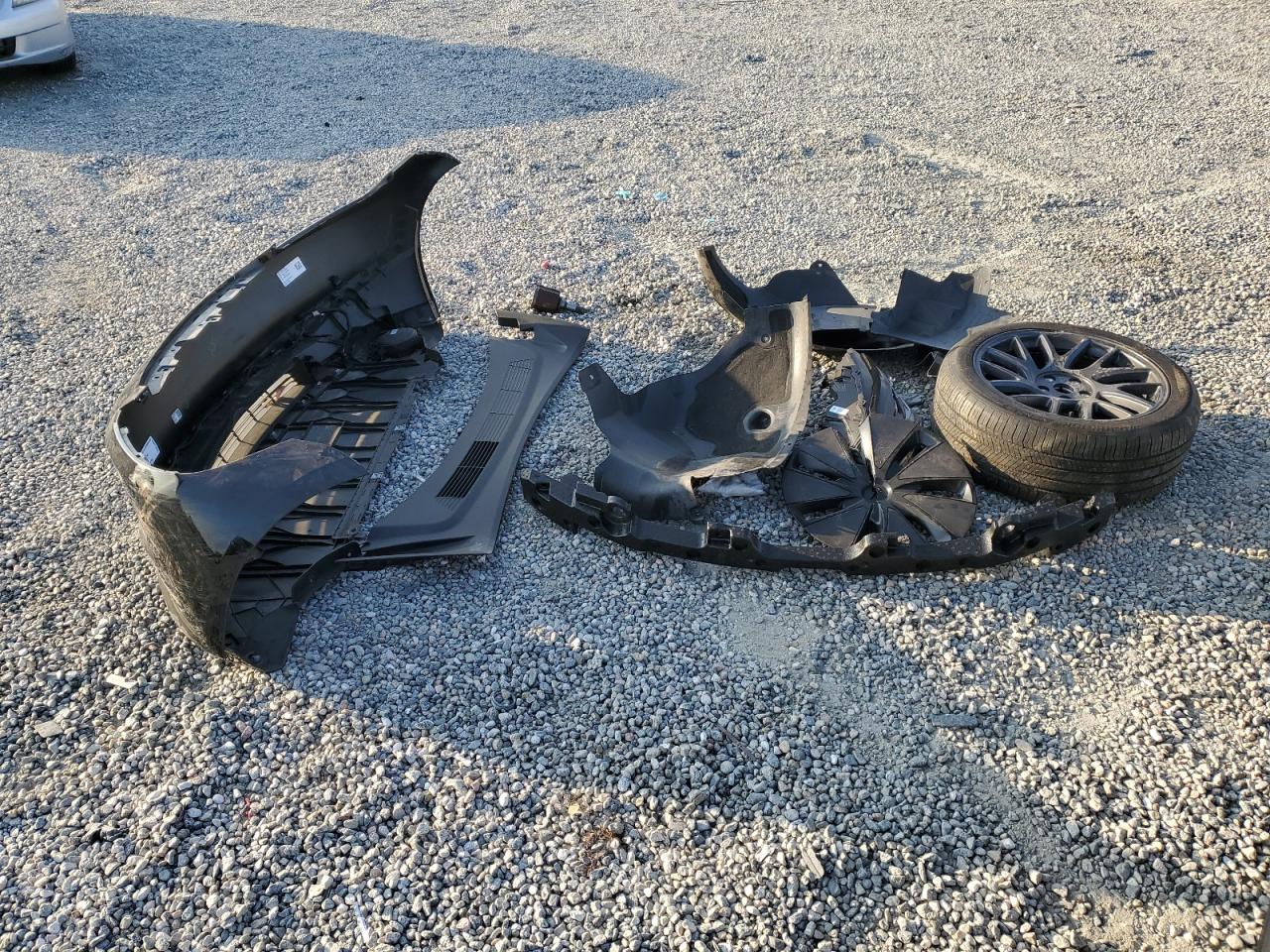 2025 Tesla Model 3 VIN: 5YJ3E1EAXSF936797 Lot: 91712205