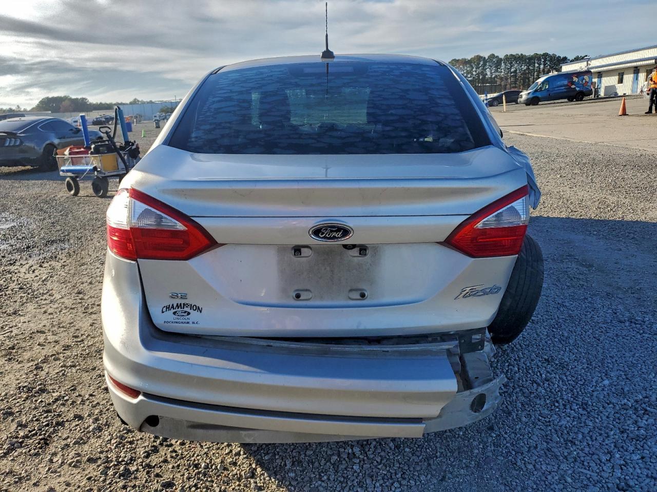 2019 Ford Fiesta Se VIN: 3FADP4BJ2KM164706 Lot: 93665665
