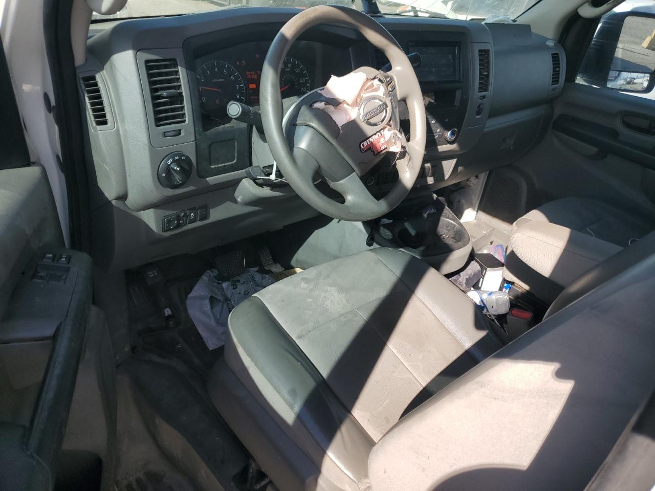 2014 Nissan Nv 1500 Utility / Service Van VIN: 1N6BF0KX6EN104517 Lot: 92132315