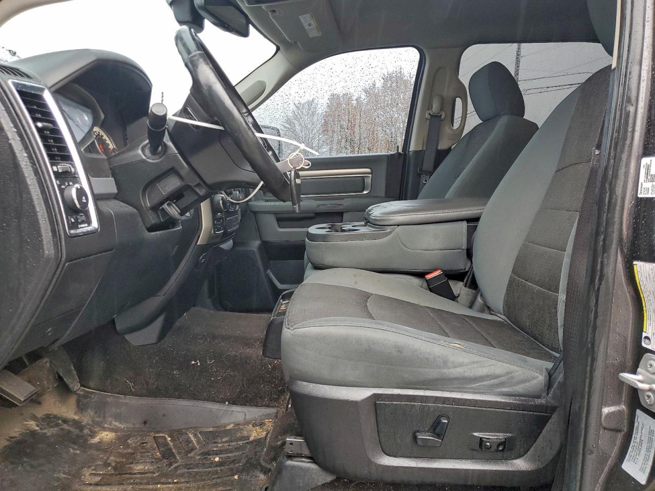 2016 Ram 1500 Slt VIN: 3C6RR7LT2GG353087 Lot: 94266445