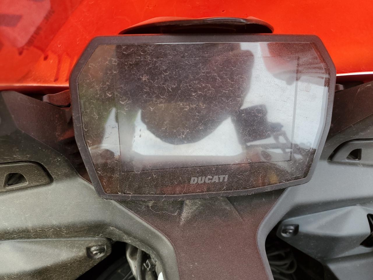 2025 Ducati Panigale V2 VIN: ZDMHAU8T9SB001097 Lot: 71892615