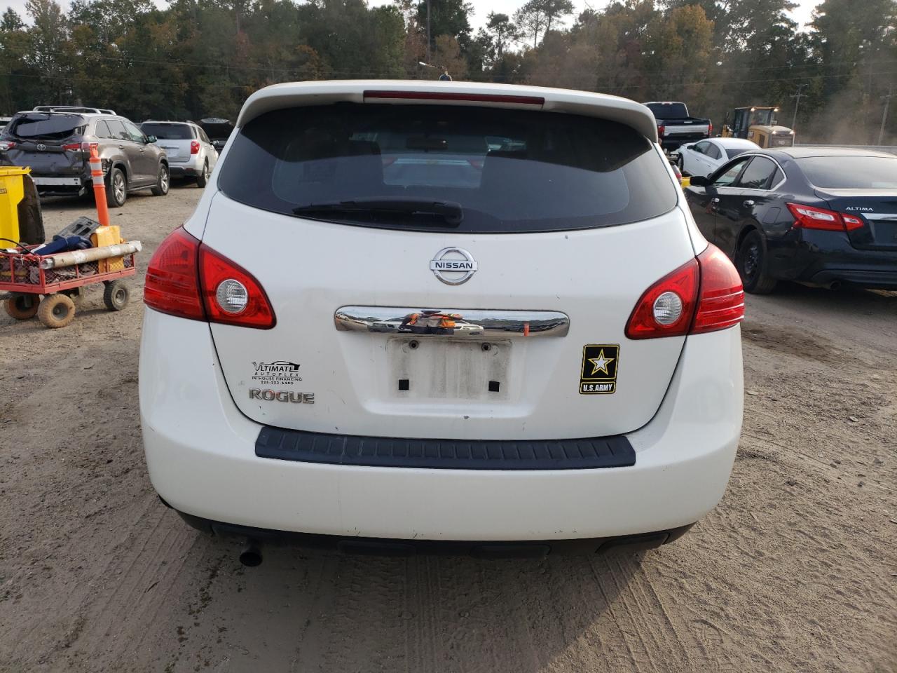 2011 Nissan Rogue S VIN: JN8AS5MT9BW190465 Lot: 93226545