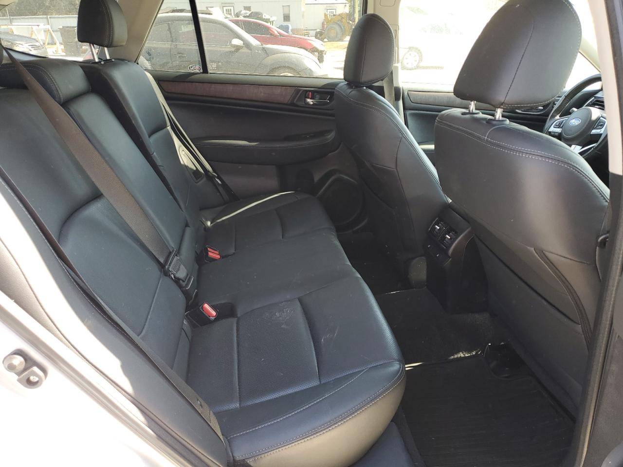 2016 Subaru Outback 2.5I Limited VIN: 4S4BSALC8G3327569 Lot: 93618505