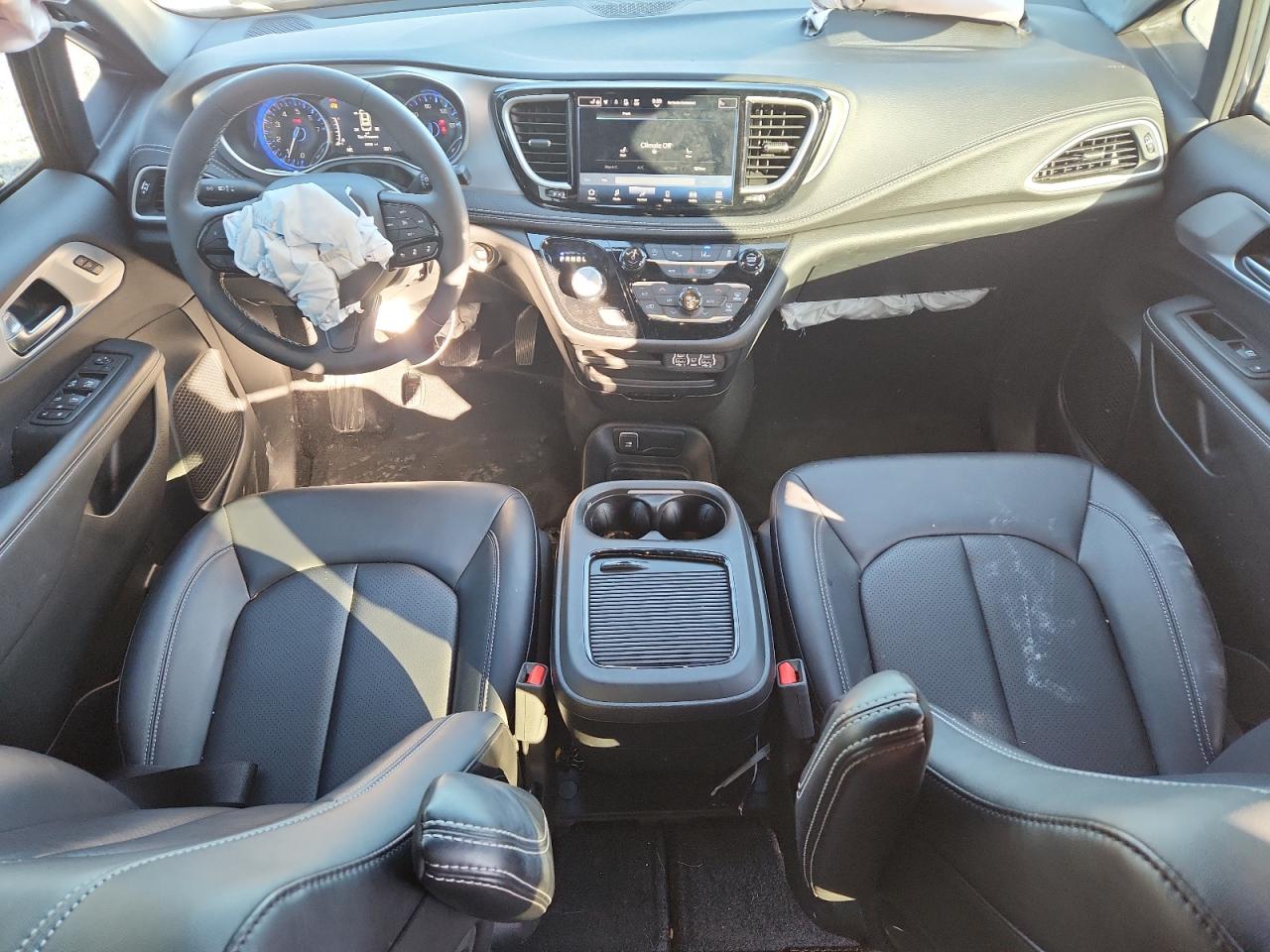 2024 Chrysler Pacifica Touring L VIN: 2C4RC1BG0RR200636 Lot: 90674545