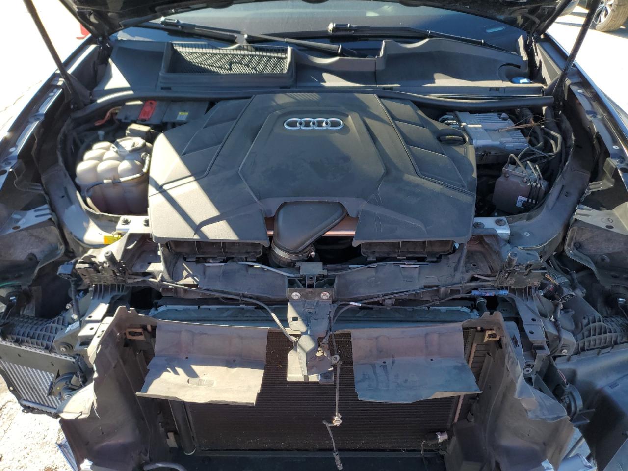 2020 Audi Q8 Premium Plus S-Line VIN: WA1EVAF10LD025517 Lot: 90504565