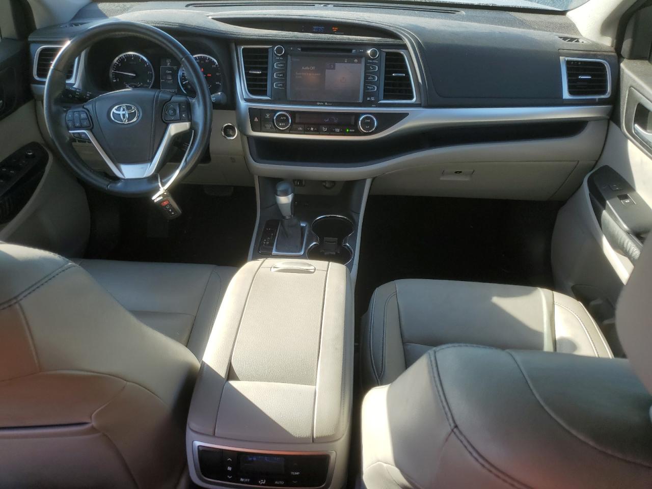 2015 Toyota Highlander Xle VIN: 5TDKKRFH5FS067932 Lot: 91206675