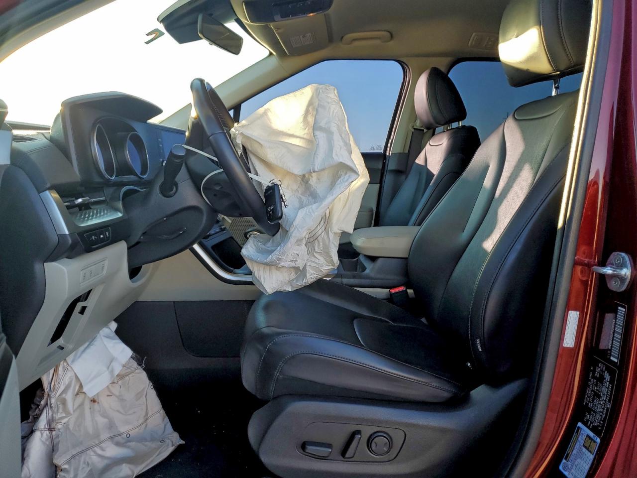 2023 Kia Carnival Lx VIN: KNDNB4H3XP6236944 Lot: 94417205