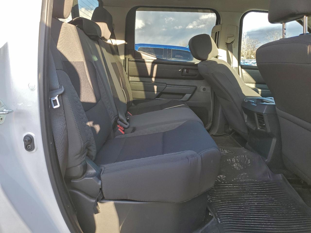 2023 Toyota Tundra Crewmax Sr VIN: 5TFKB5DB2PX114773 Lot: 94140235