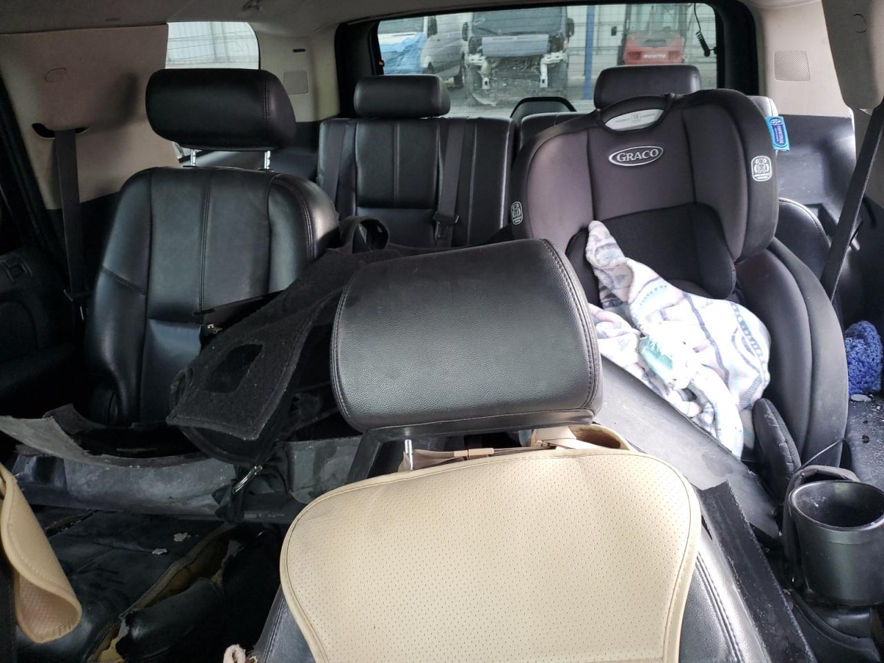 2008 Chevrolet Tahoe C1500 VIN: 1GNFC13078R165822 Lot: 85436545