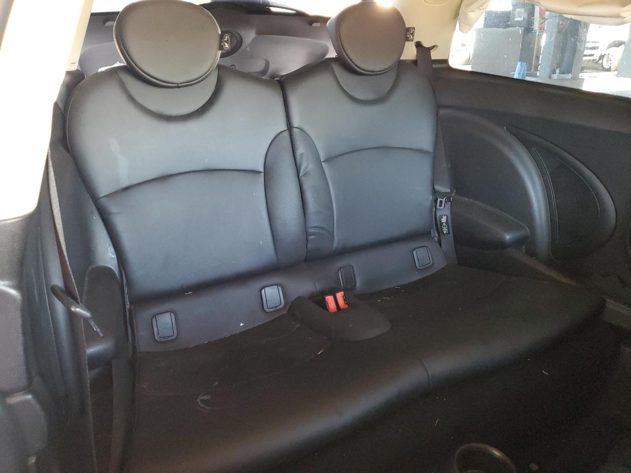 2011 Mini Cooper VIN: WMWSU3C50BT096541 Lot: 91143115