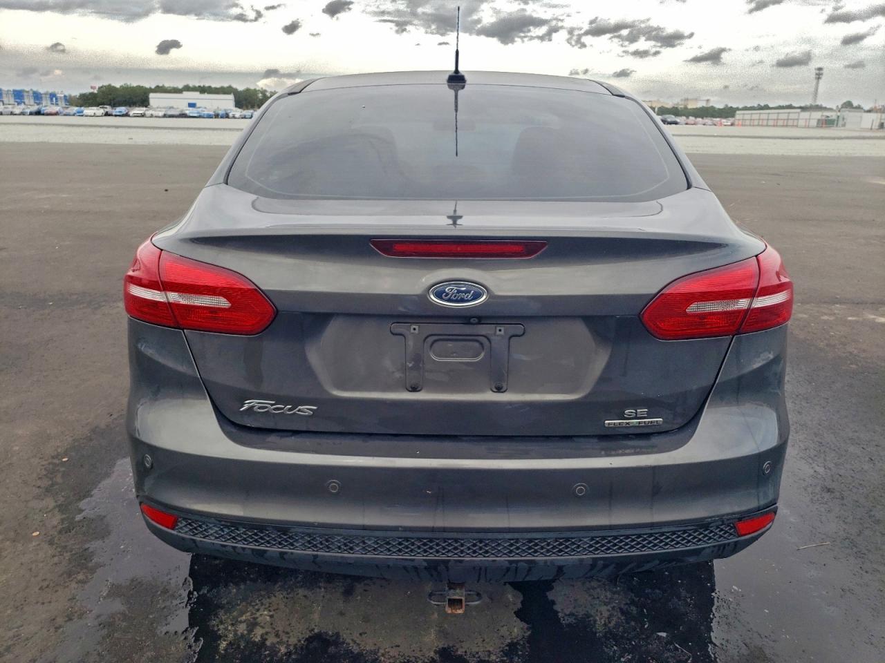 2016 Ford Focus Se VIN: 1FADP3F26GL301474 Lot: 94105255