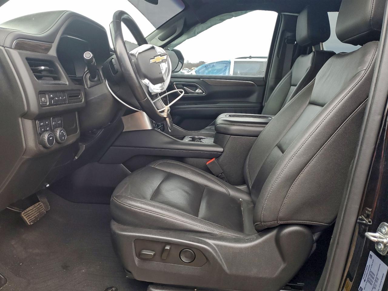 2022 Chevrolet Tahoe K1500 Lt VIN: 1GNSKNKD1NR244685 Lot: 92449165