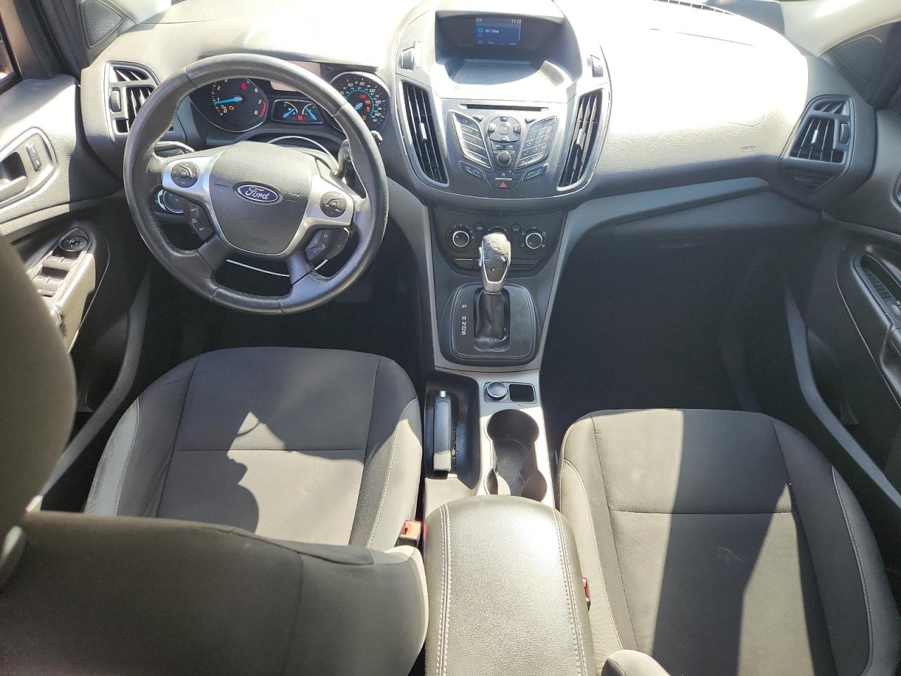 2013 Ford Escape S VIN: 1FMCU0F75DUB00143 Lot: 92000385