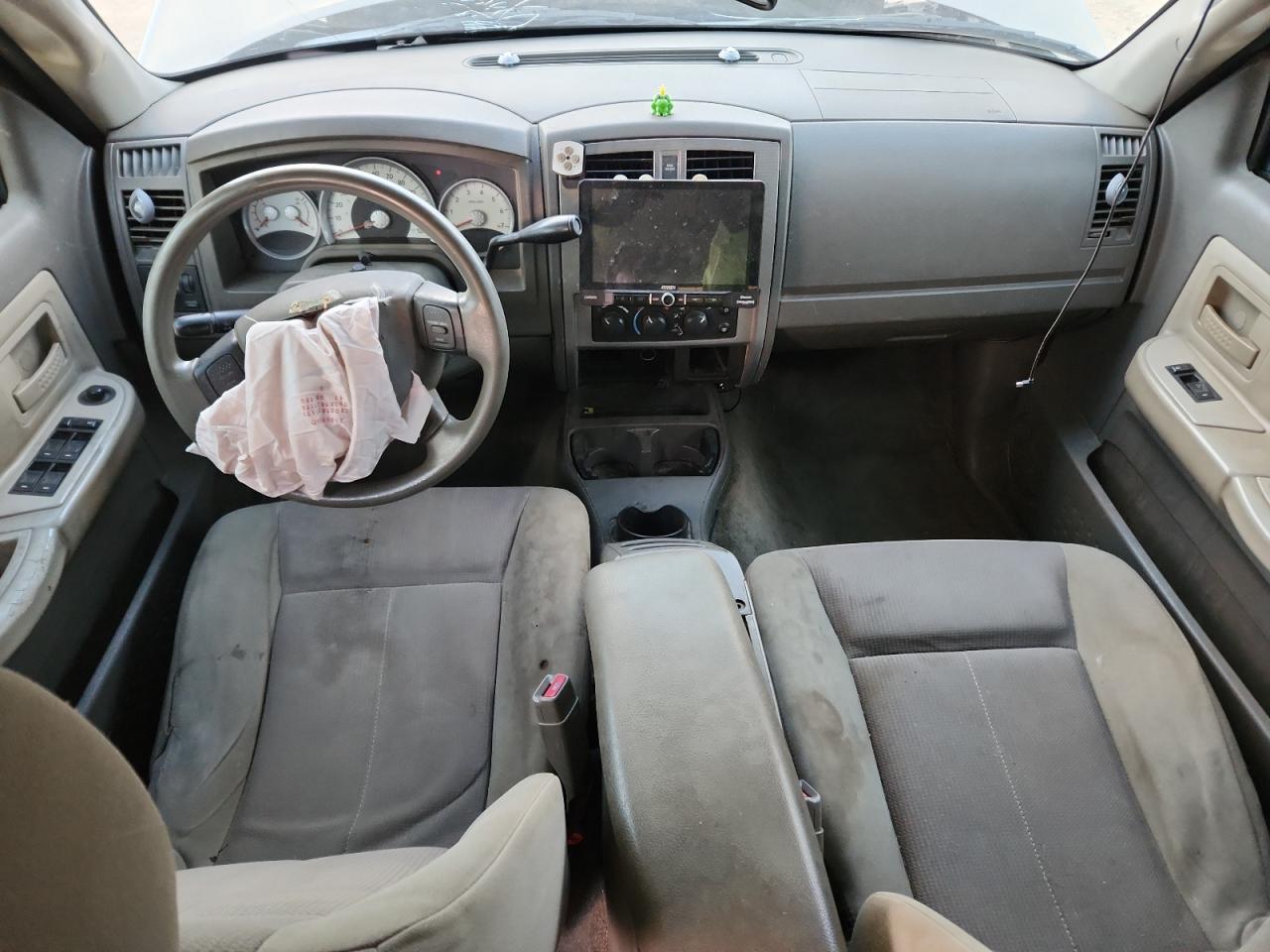 2006 Dodge Dakota Quad Slt VIN: 1D7HE48J46S558588 Lot: 92154795