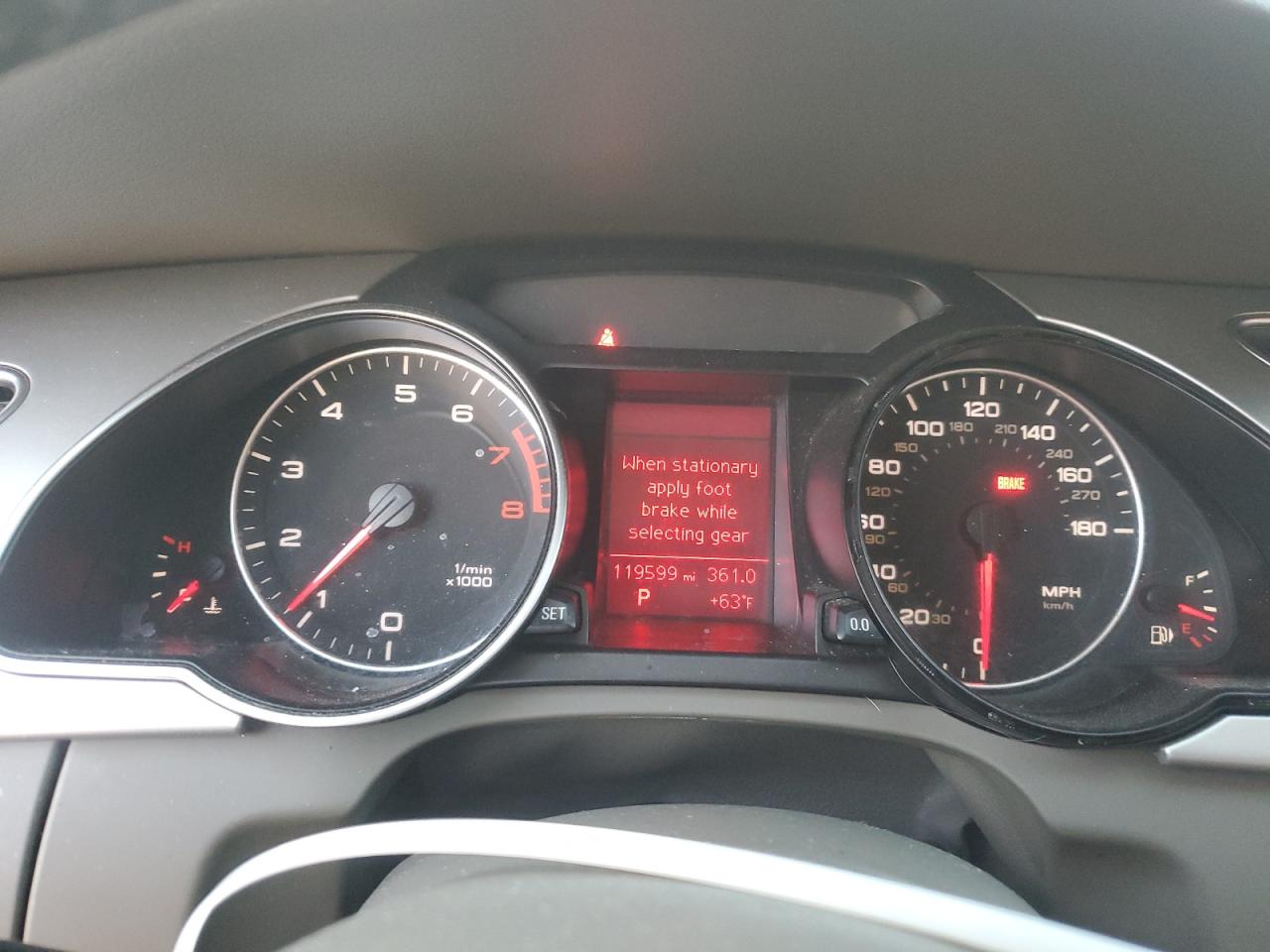 2011 Audi A5 Premium VIN: WAUCFAFR2BA034202 Lot: 92389485